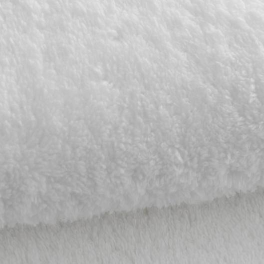 Pretty Kitty Lightening